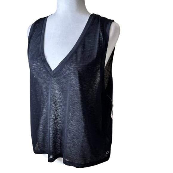 NWT GAP FIT Sheer V Neck Muscle Tank Size Large Black - Picture 1 of 10